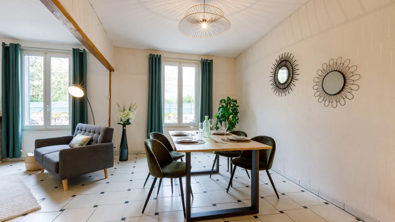 Maison en briques - Mise en ambiance de biens vides - Attichy (60)