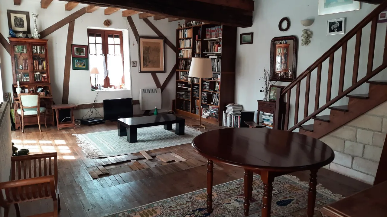Longère - Amélioration de biens meublés - Attichy (60)
