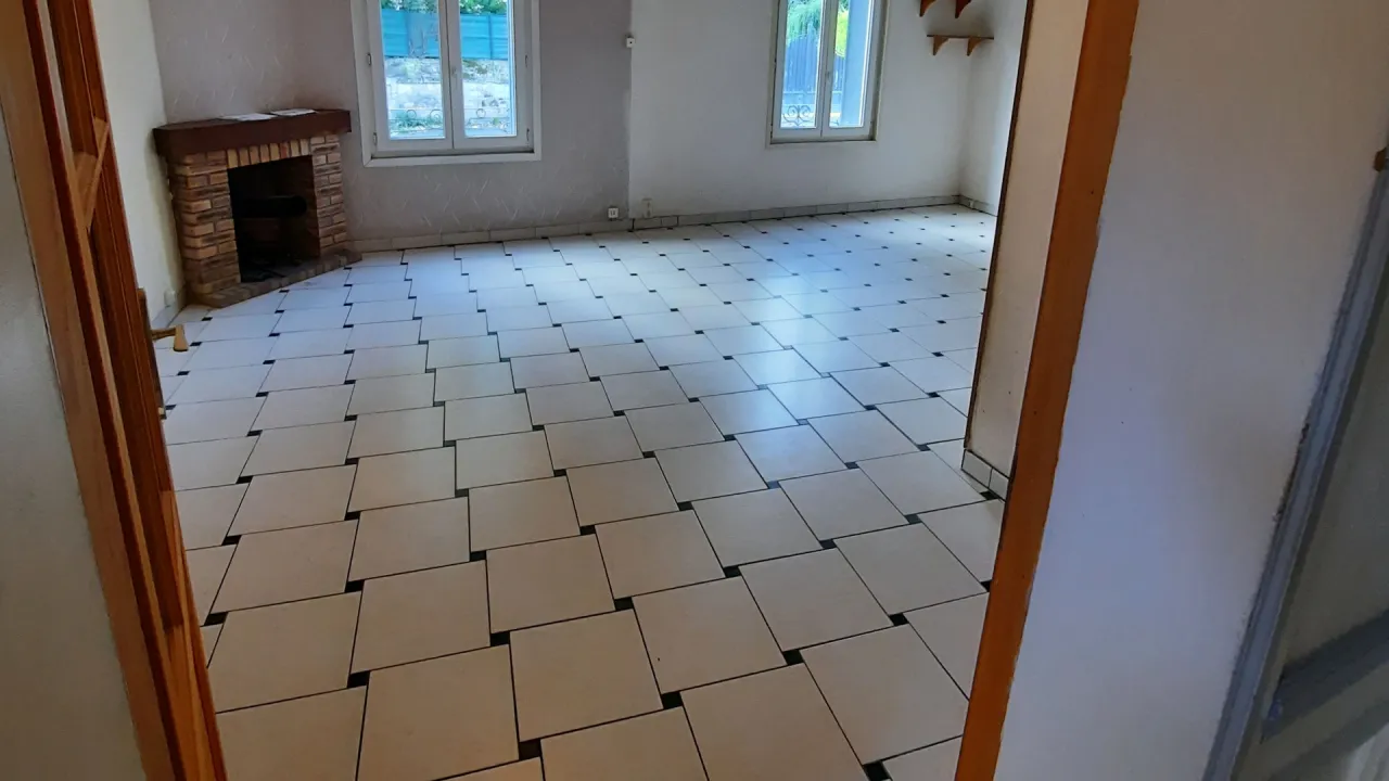 Maison en briques - Mise en ambiance de biens vides - Attichy (60)