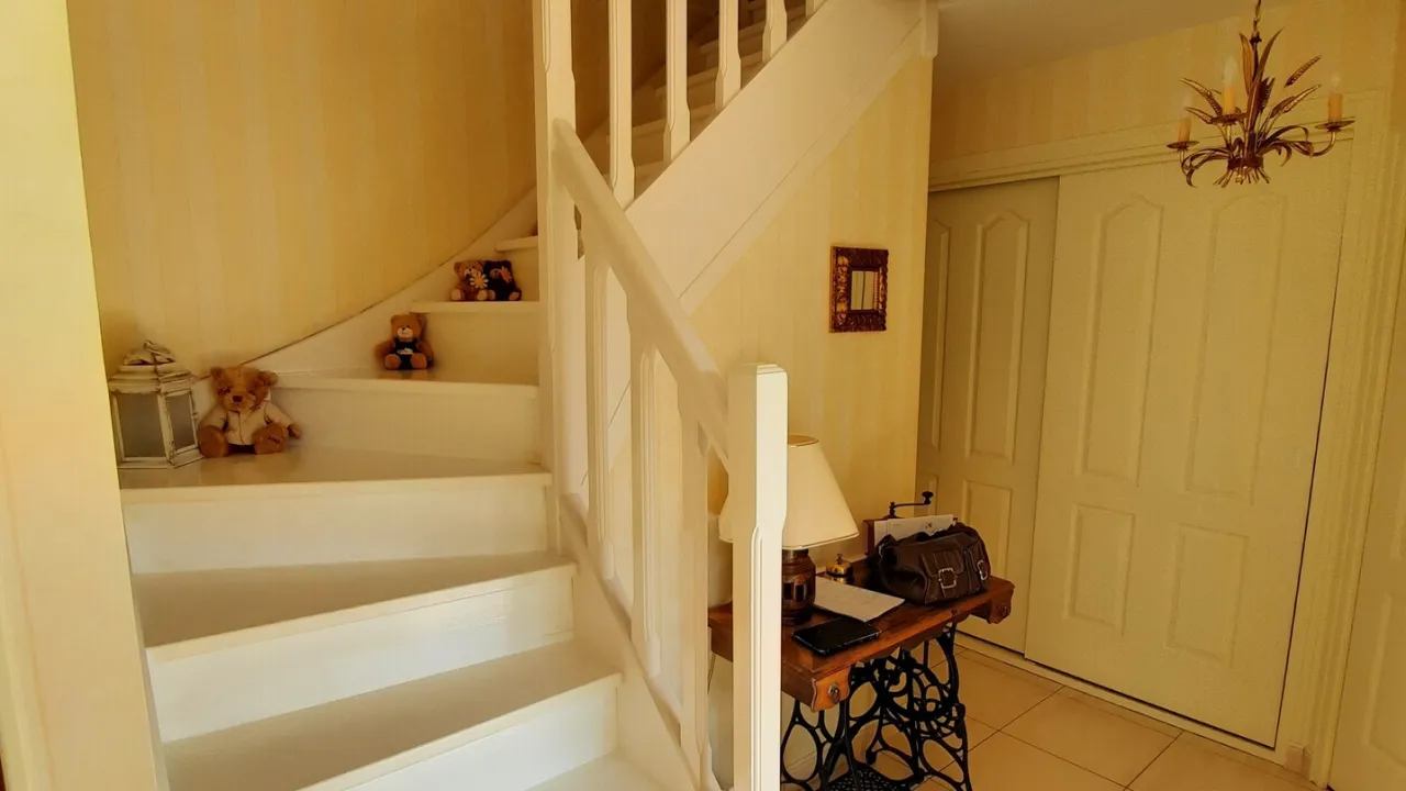 Escalier main courante et balustre - Amélioration de vos espaces - Amiens Sud (80)