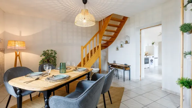 Maison de village  - Mise en ambiance de biens vides - Béhéricourt (60)