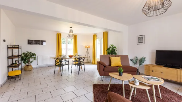 Maison jumelée T5 - Mise en ambiance de biens vides - Berny-Rivière (02)