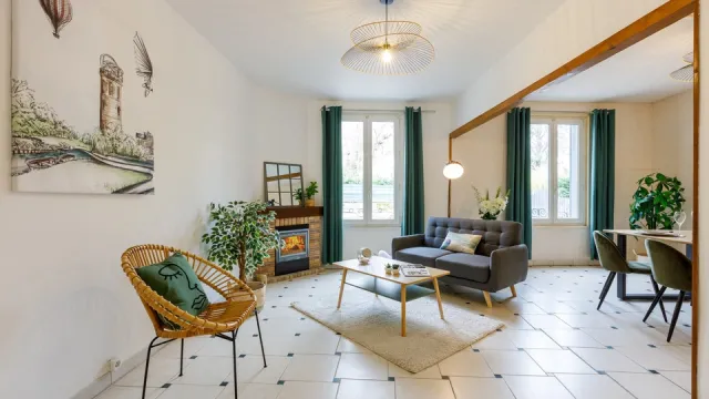 Maison en briques - Mise en ambiance de biens vides - Attichy (60)