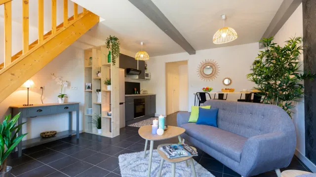 Appartement Duplex - Mise en ambiance de biens vides - St Saulflieu (80)